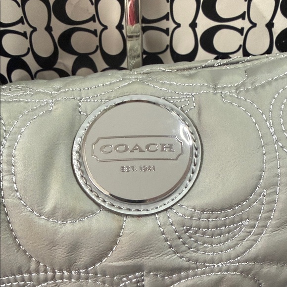 Coach Light Grey Silver Quilted Nylon Signature Hobo Bag - Picture 2 of 14